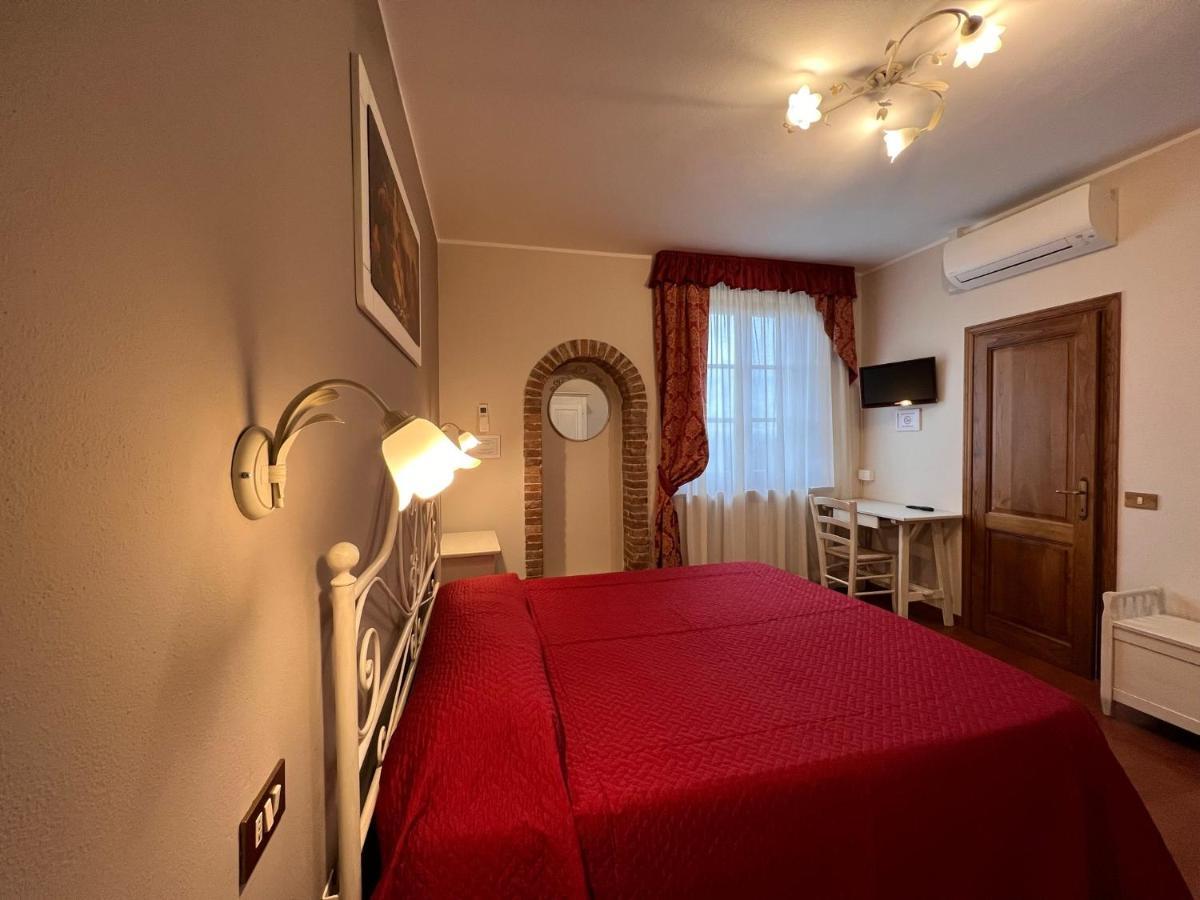 B&B Casale Virgili เซียนา ภายนอก รูปภาพ