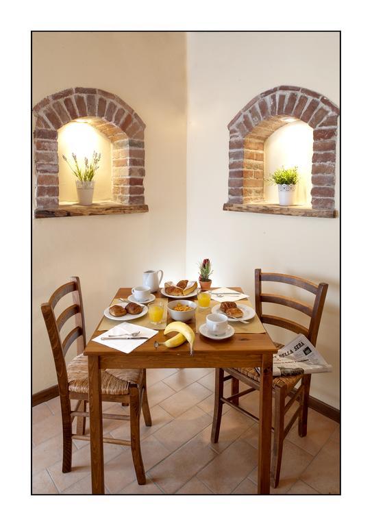 B&B Casale Virgili เซียนา ภายนอก รูปภาพ