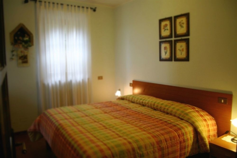B&B Casale Virgili เซียนา ภายนอก รูปภาพ