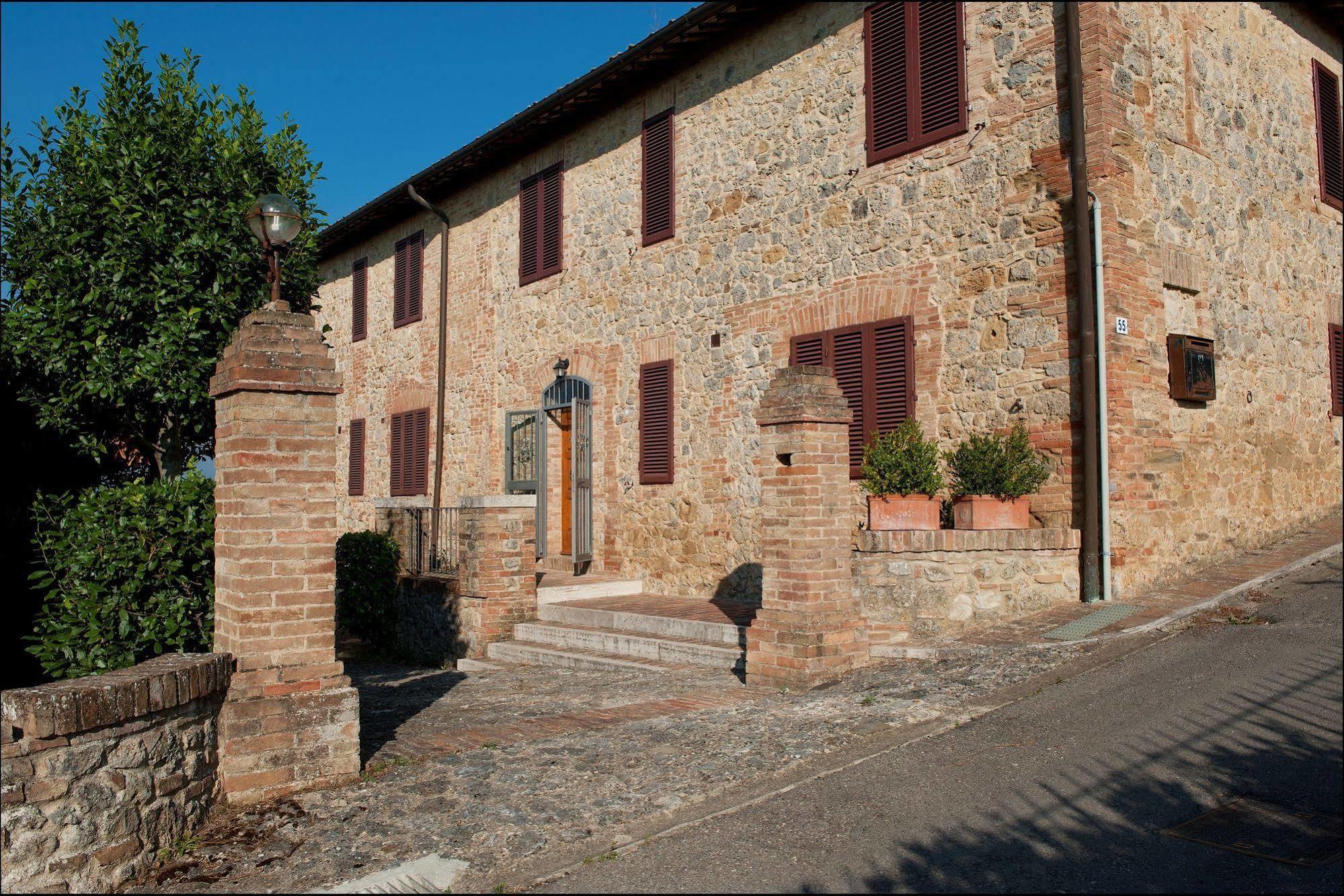 B&B Casale Virgili เซียนา ภายนอก รูปภาพ